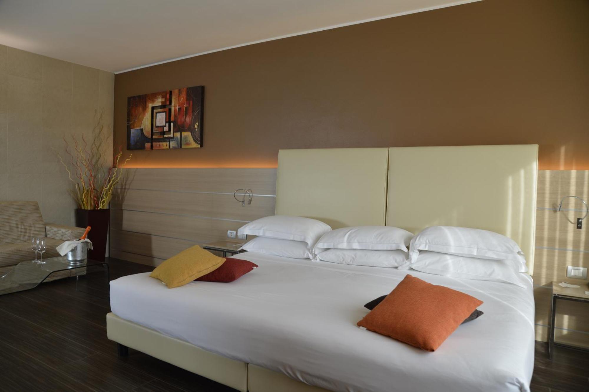 Best Western Plus Soave Hotel サン・ボニファーチョ エクステリア 写真