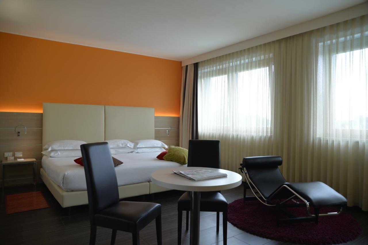 Best Western Plus Soave Hotel サン・ボニファーチョ エクステリア 写真