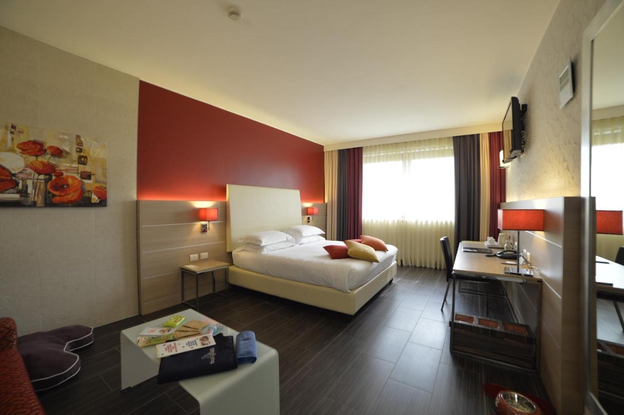 Best Western Plus Soave Hotel サン・ボニファーチョ エクステリア 写真