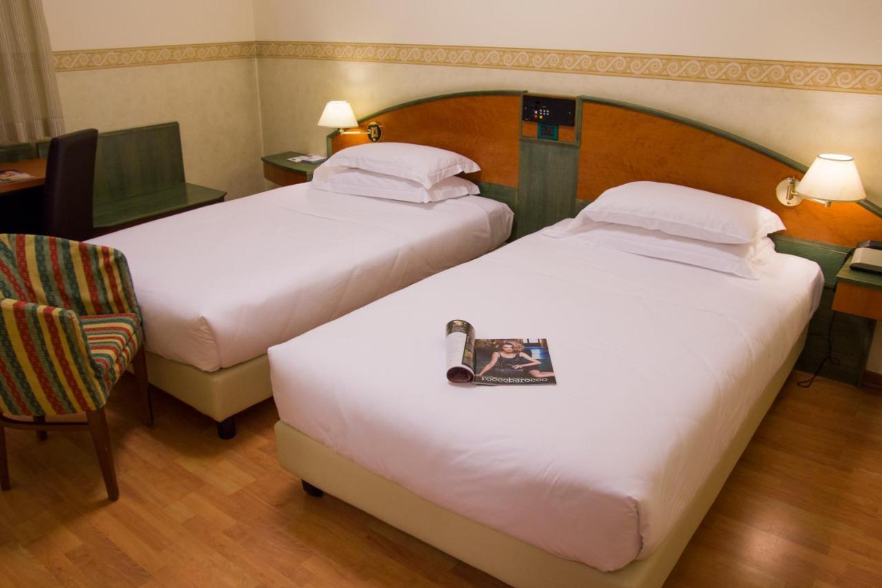 Best Western Plus Soave Hotel サン・ボニファーチョ エクステリア 写真